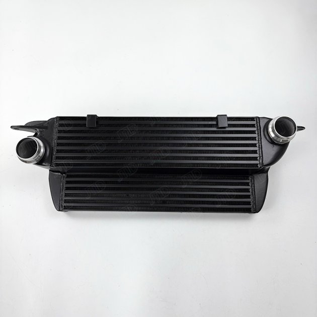 JTIS-017 Tuning Intercooler for BMW 525D 530D 535D E60/E61 04-10 BMW 635d E63/E64 06-10